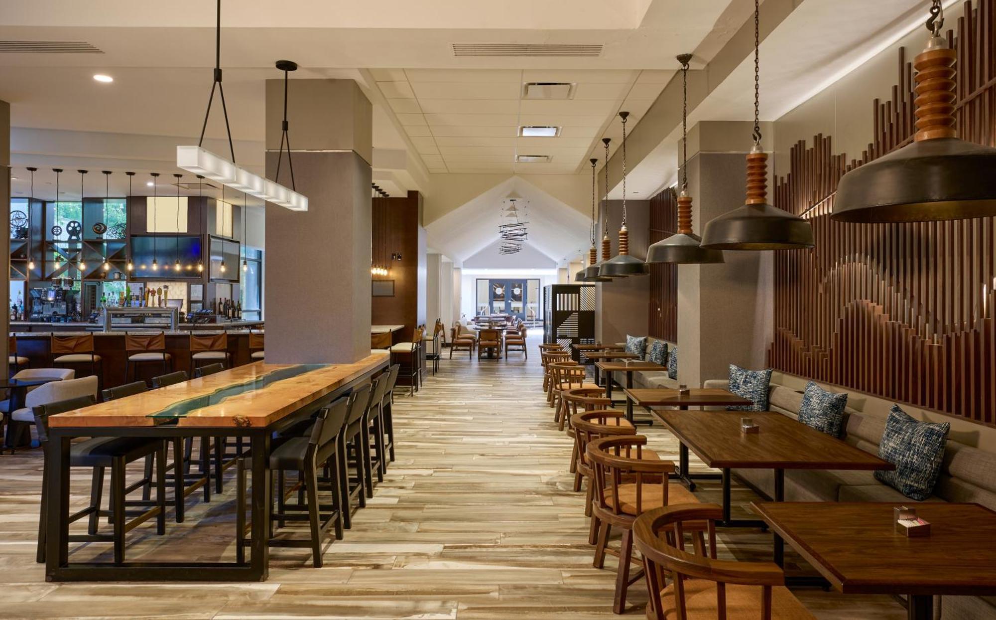 Pittsburgh Airport Marriott Hotel 3*